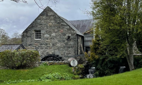 Speyside Distillery Exterior